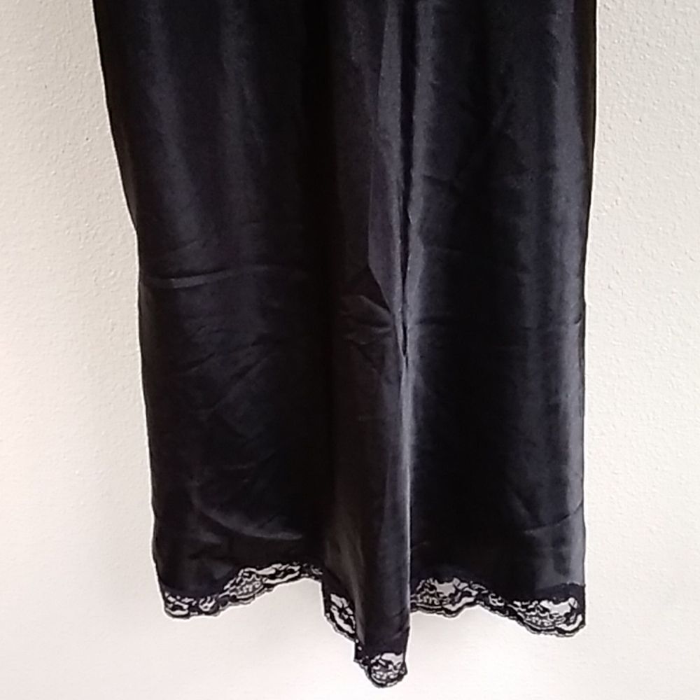 Secret Treasures TH Women Nightbown Size S - Picture 11 of 16